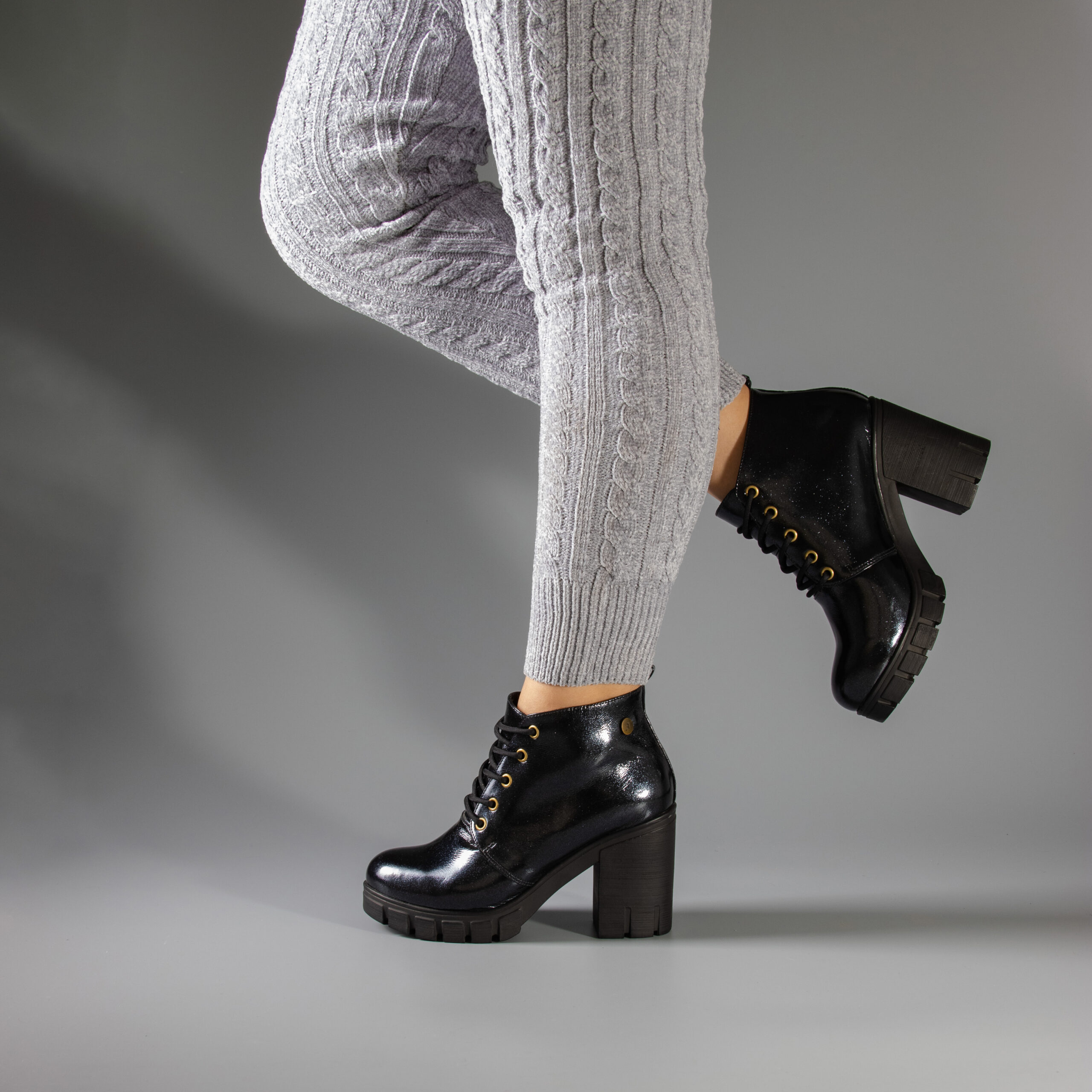 Botin lara negro brillo - Imagen 2